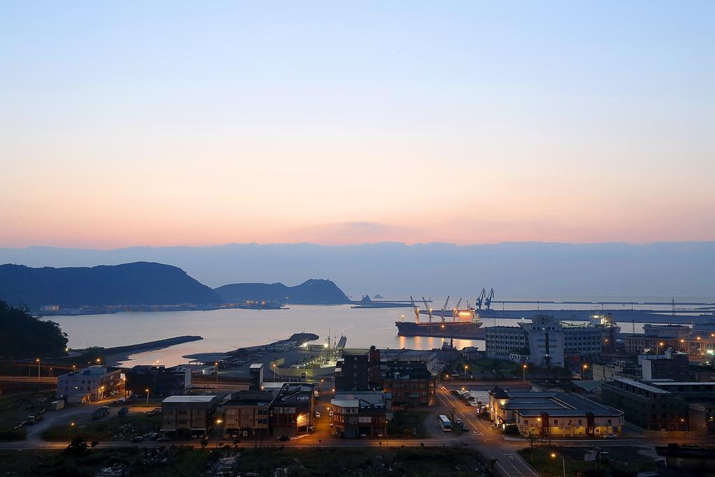 Lakeshore Hotel Szuao Kültér fotó