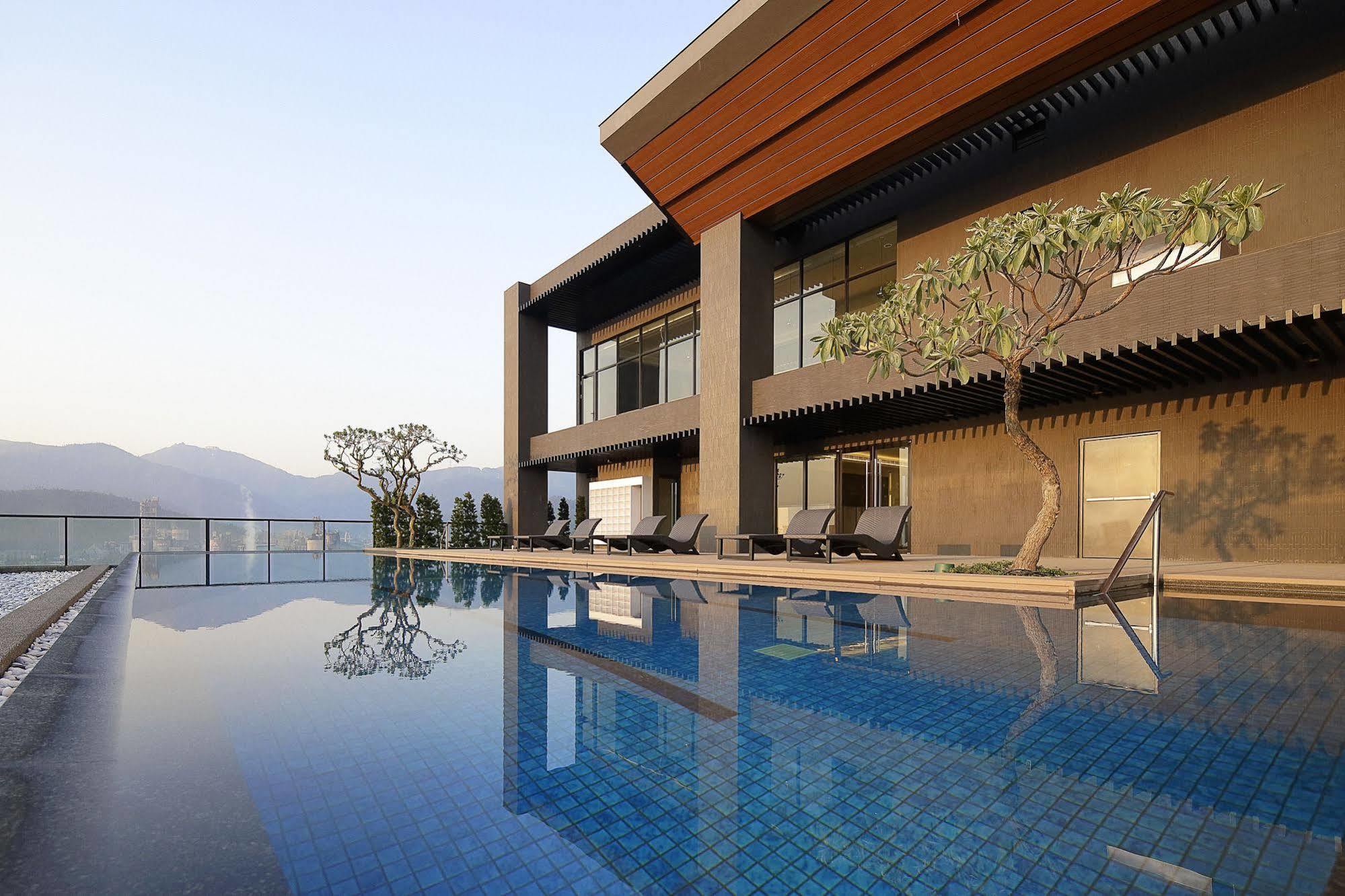 Lakeshore Hotel Szuao Kültér fotó