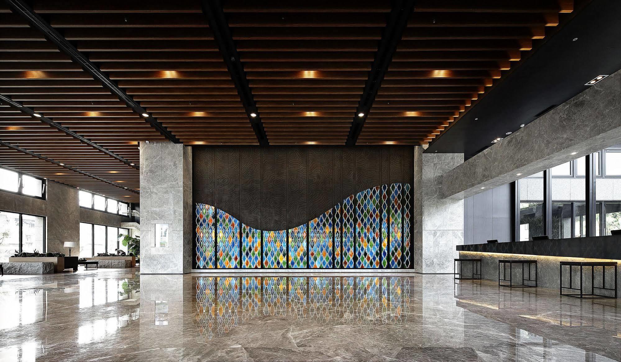 Lakeshore Hotel Szuao Kültér fotó